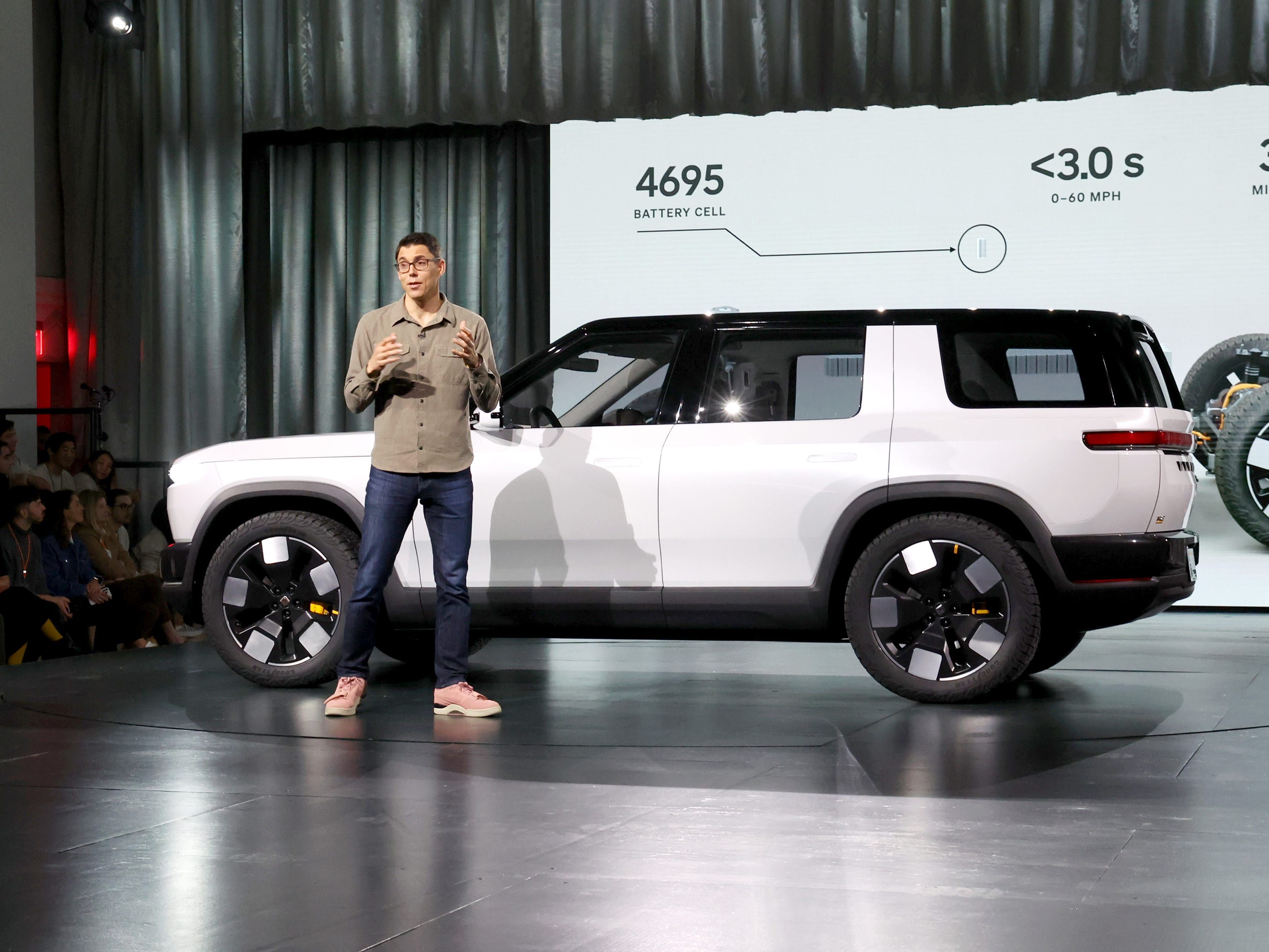 Rivian aponta falta de opções de veículos elétricos nos EUA. Reprodução: Businessinsider