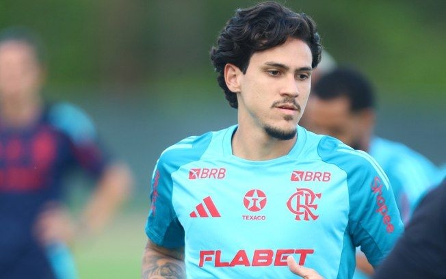 Pedro critica vazamento sobre sua possível venda e gera repercussão negativa entre torcedores do Flamengo.; Reprodução: iG