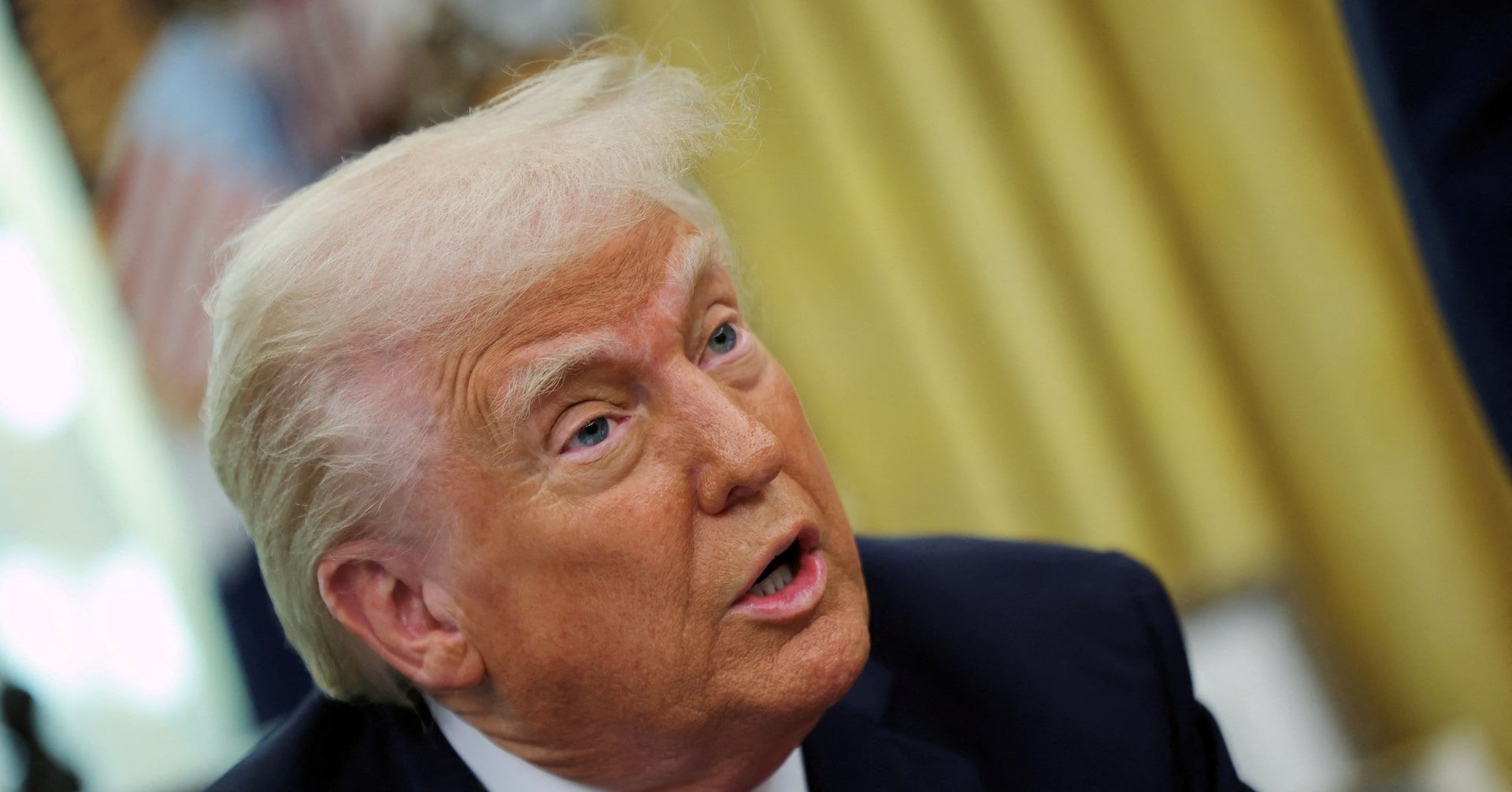 Trump Contestou Recontratação de Funcionários Federais