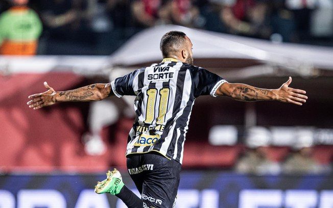 Guilherme marca gol e encerra jejum de 11 partidas pelo Santos. Reprodução: Santos FC