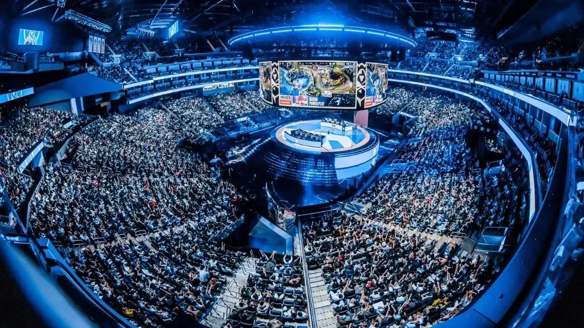 Riot restringe conteúdo de apostas em transmissões e uniformes oficiais de equipes.; Reprodução: GosuGamers