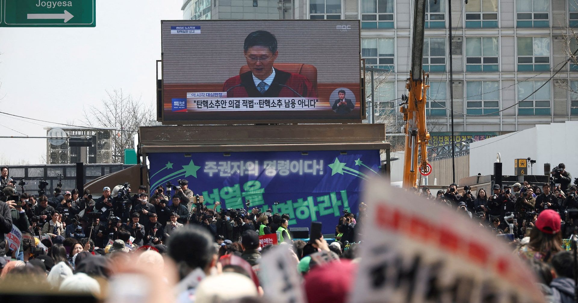 Partidos sul-coreanos se preparam para eleições diante da crise econômica e desafios internacionais. Reprodução: Reuters