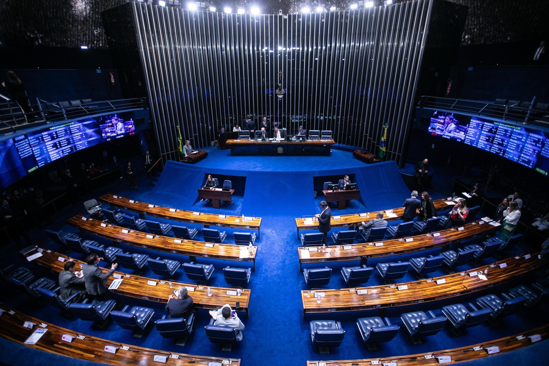 O novo Código Eleitoral aprovado no Senado gera polêmica e críticas sobre retrocessos na legislação. Reprodução: Globo