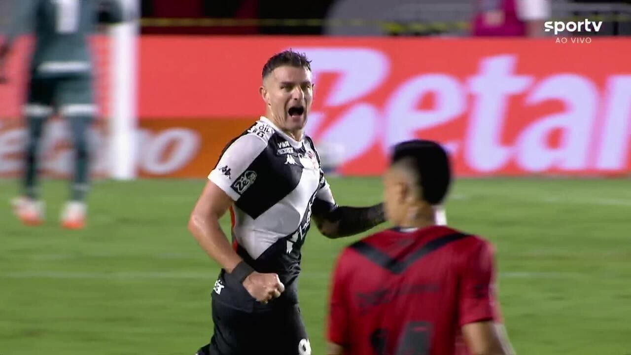 Vegetti brilha e garante vitória do time contra o Sport no Brasileirão. Reprodução: Globo