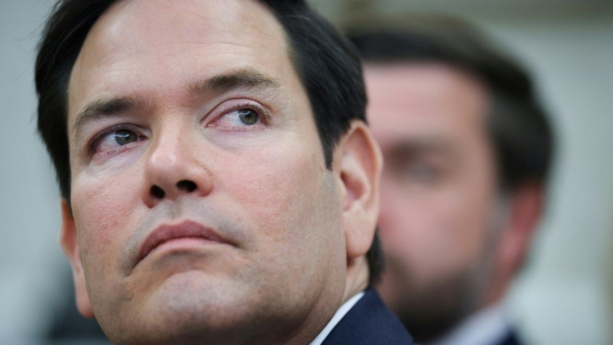 Marco Rubio em reunião com países europeus para discutir a guerra na Ucrânia em Paris. Reprodução: ultimossegundo.ig