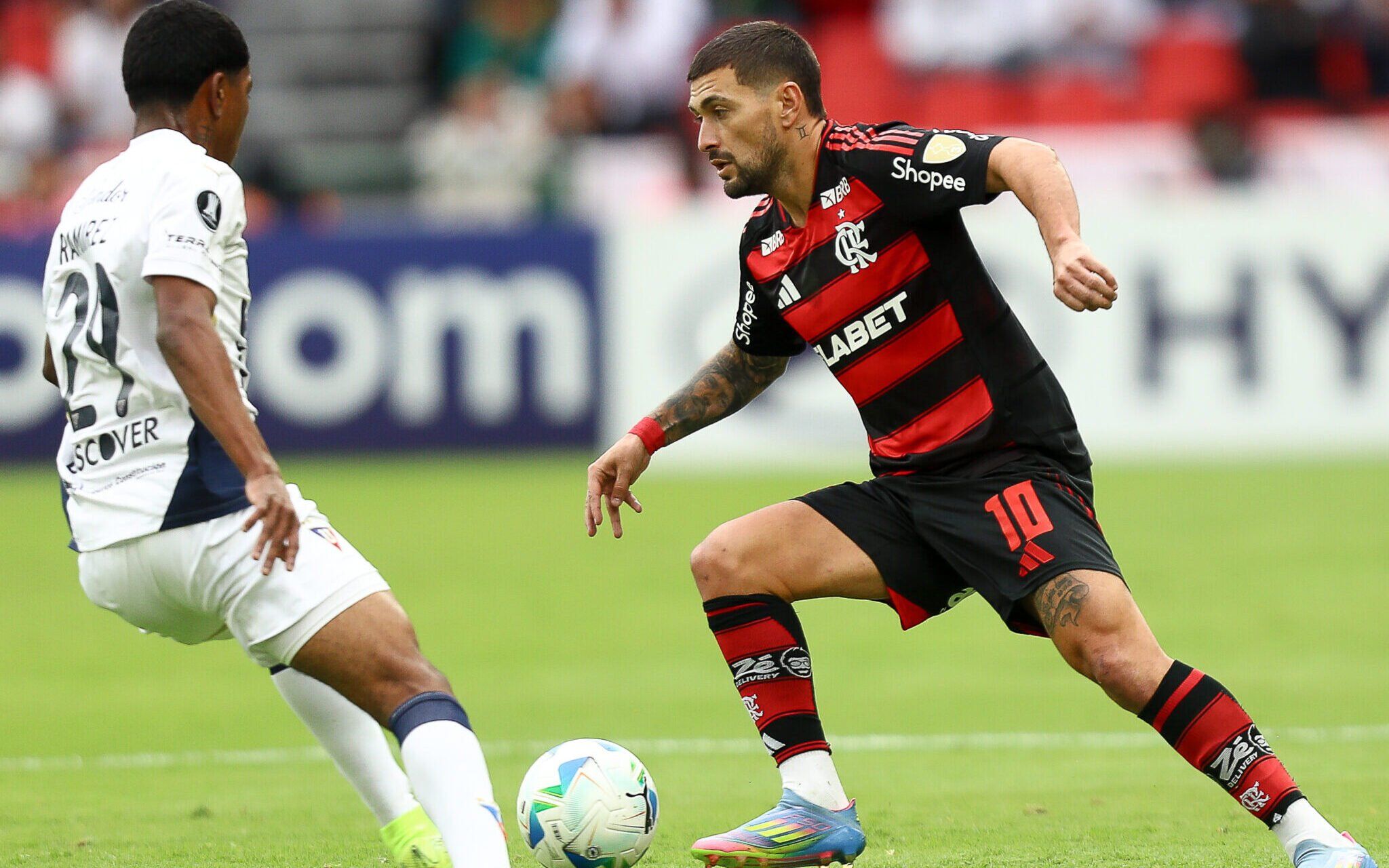 Flamengo e LDU empatam em 0 a 0 na Libertadores. Reprodução: Lance