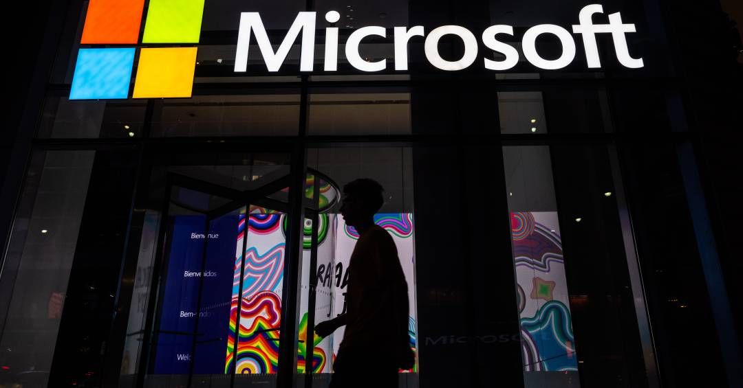 Brasil é o primeiro a receber o Communication Coach, IA da Pearson com Microsoft, anunciado no Ignite 2025.. Reprodução: Veja