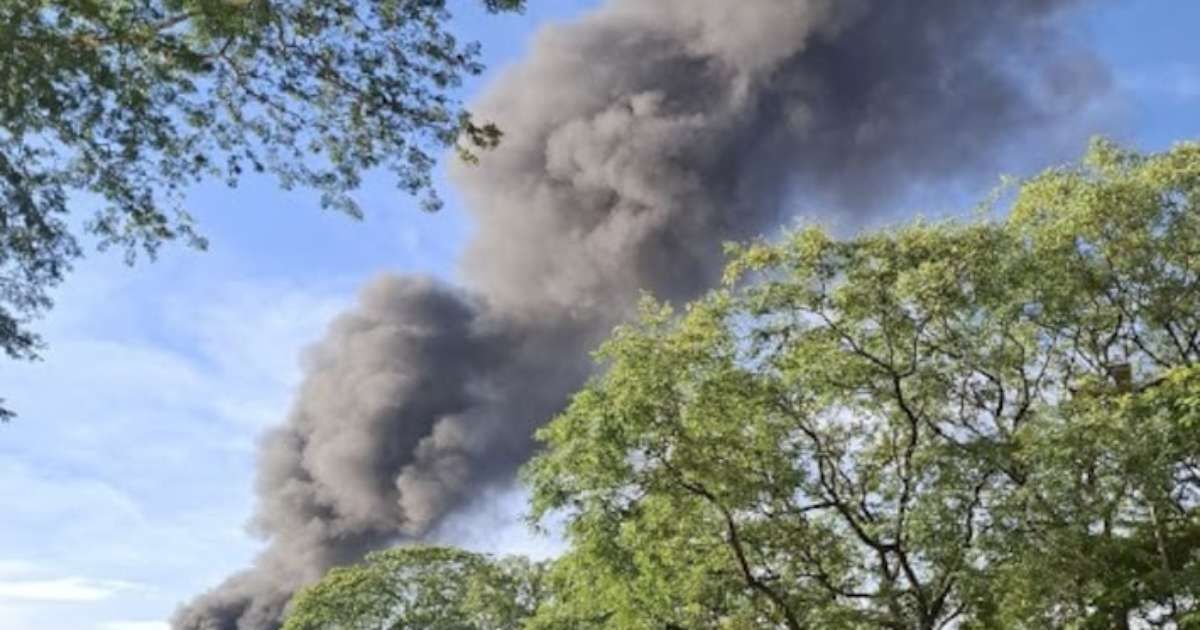 Incêndio em fábrica de tintas na zona norte de SP