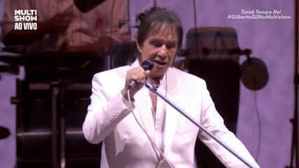 Roberto Carlos participa do encerramento da turnê Tempo Rei de Gilberto Gil. Reprodução: Retorno do item 11