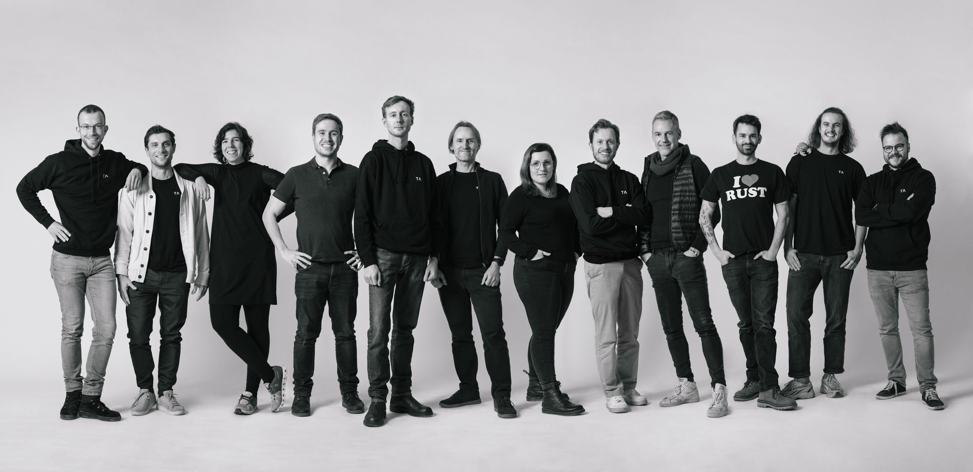 Equipe da Taceo apresenta software de criptografia para proteção de dados privados. Reprodução: Business Insider