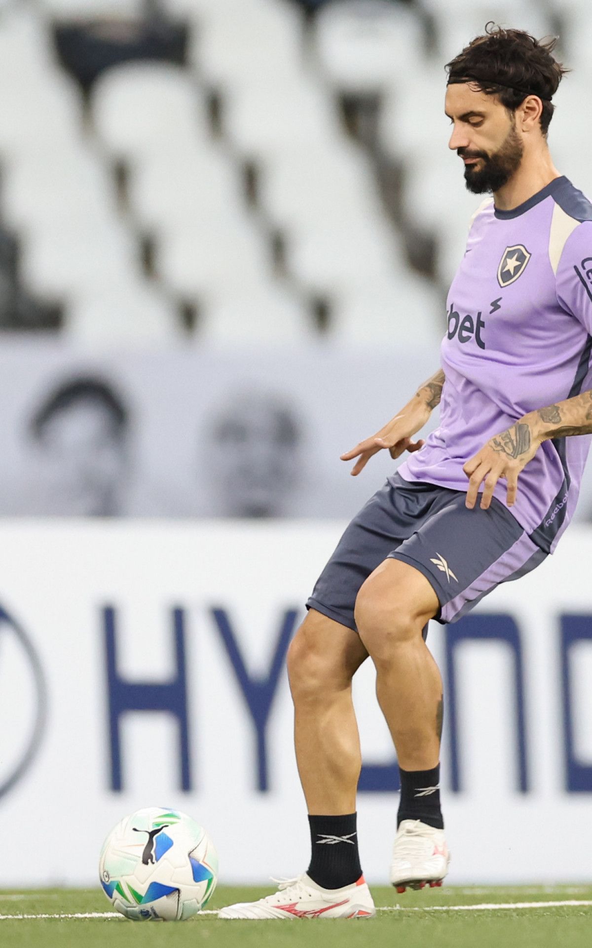 Técnico Renato Paiva anuncia ausência de Igor Jesus na partida de hoje. Reprodução: O Dia