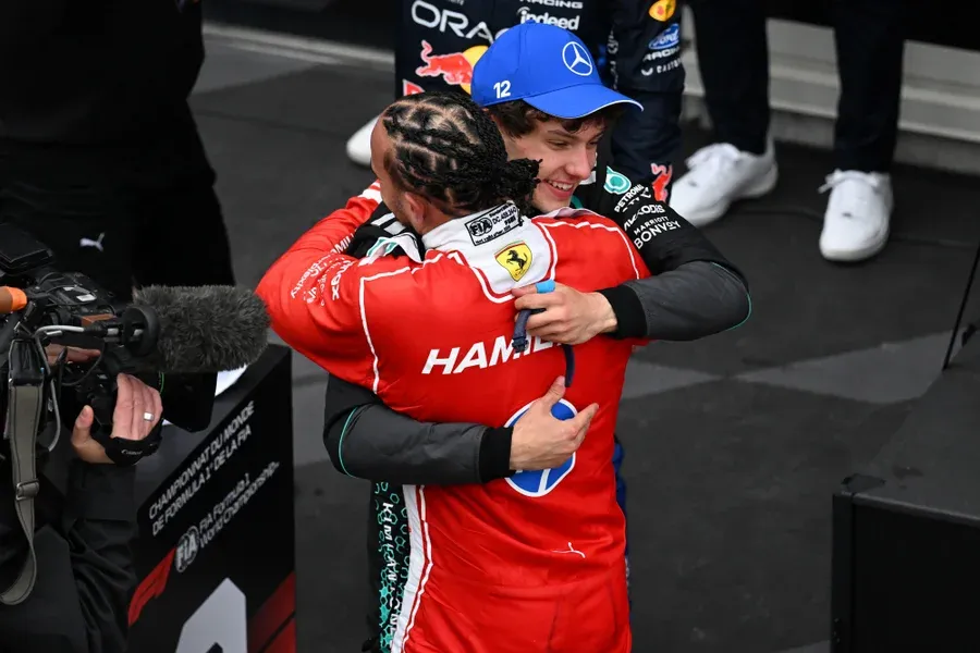 Antonelli vence GP do Canadá e Hamilton fica com a 2ª posição