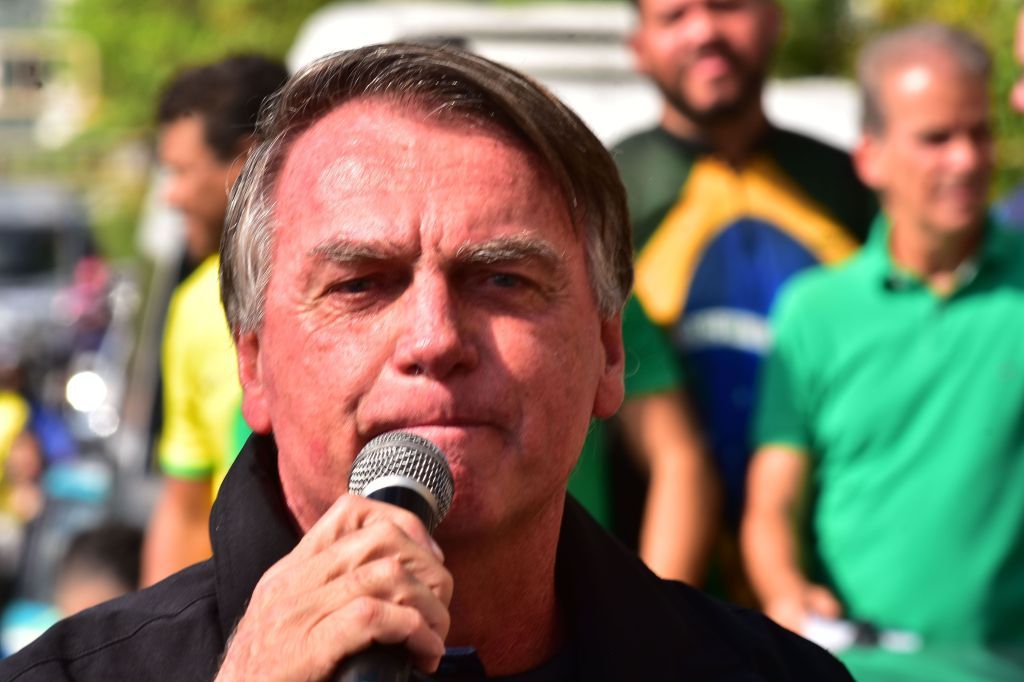 Bolsonaro e outros são investigados por golpe de Estado