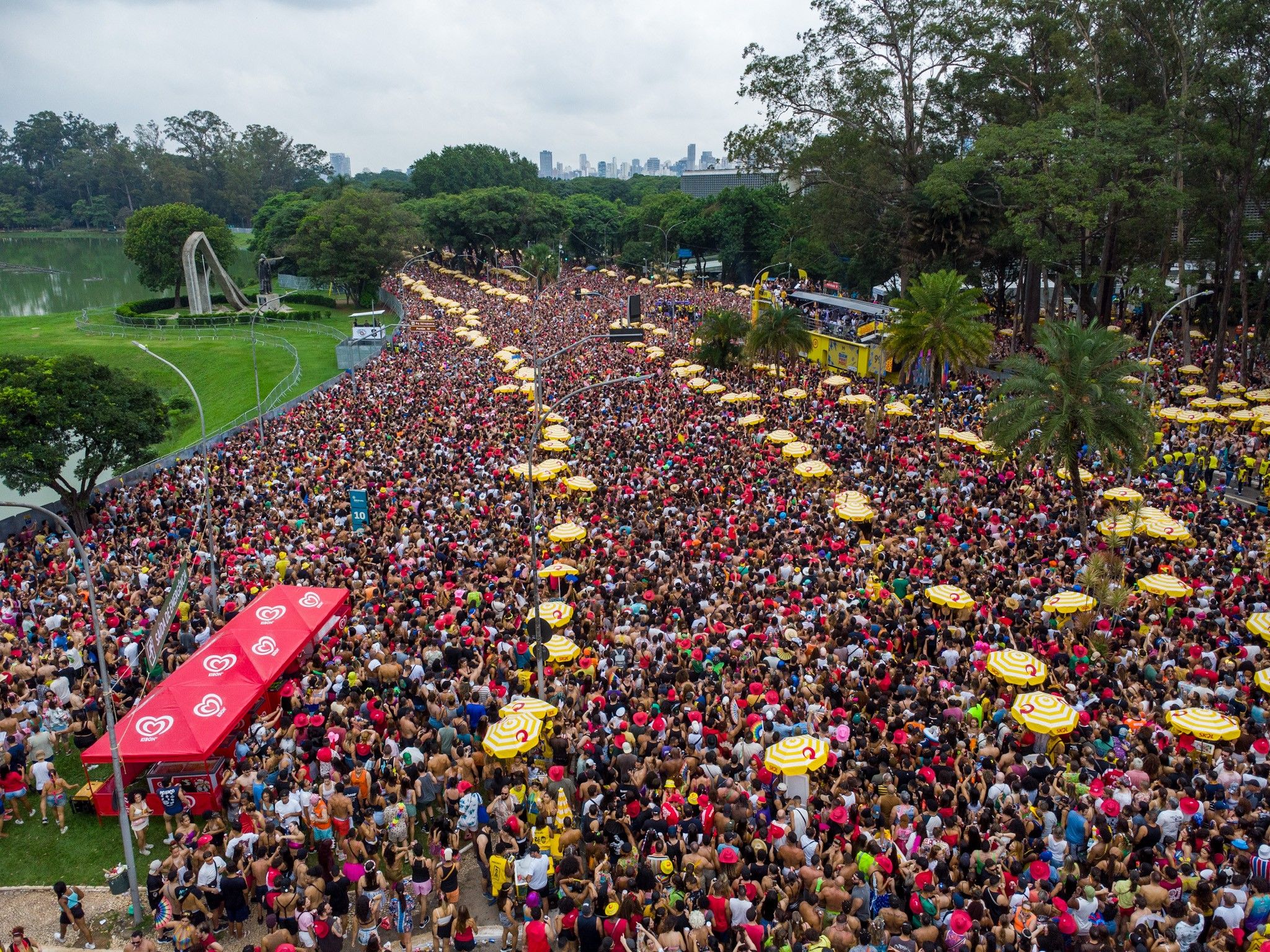 Carnaval em SP tem ruas com mais roubos de celular. Reprodução: G1