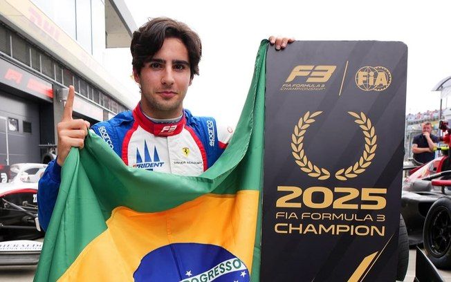 Rafael Câmara comemora conquista da F3 em domingo de vitórias. Reprodução: Esporte IG