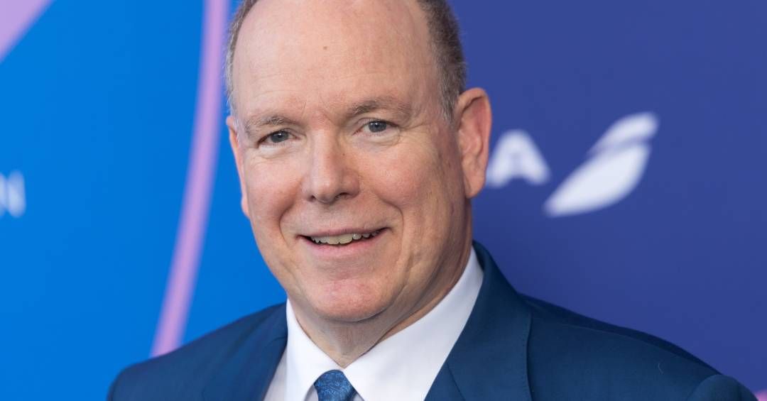 Príncipe Albert II chega a São Paulo para inaugurar a filial da Fundação. Reprodução: Retorno do item 11