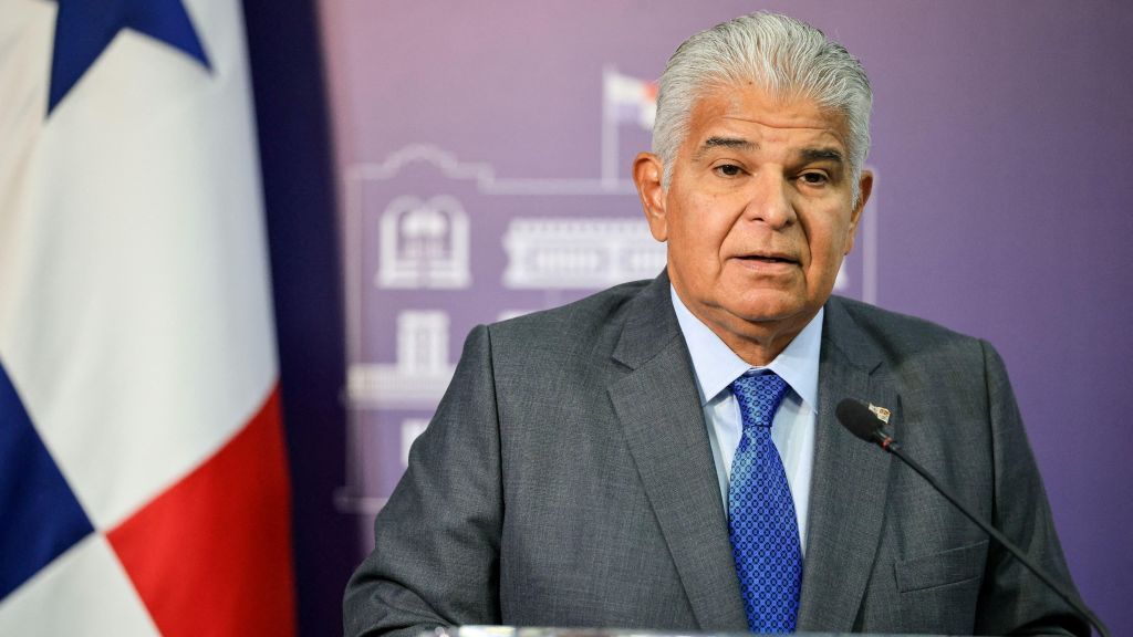 China solicita decisão do Panamá após saída de projeto