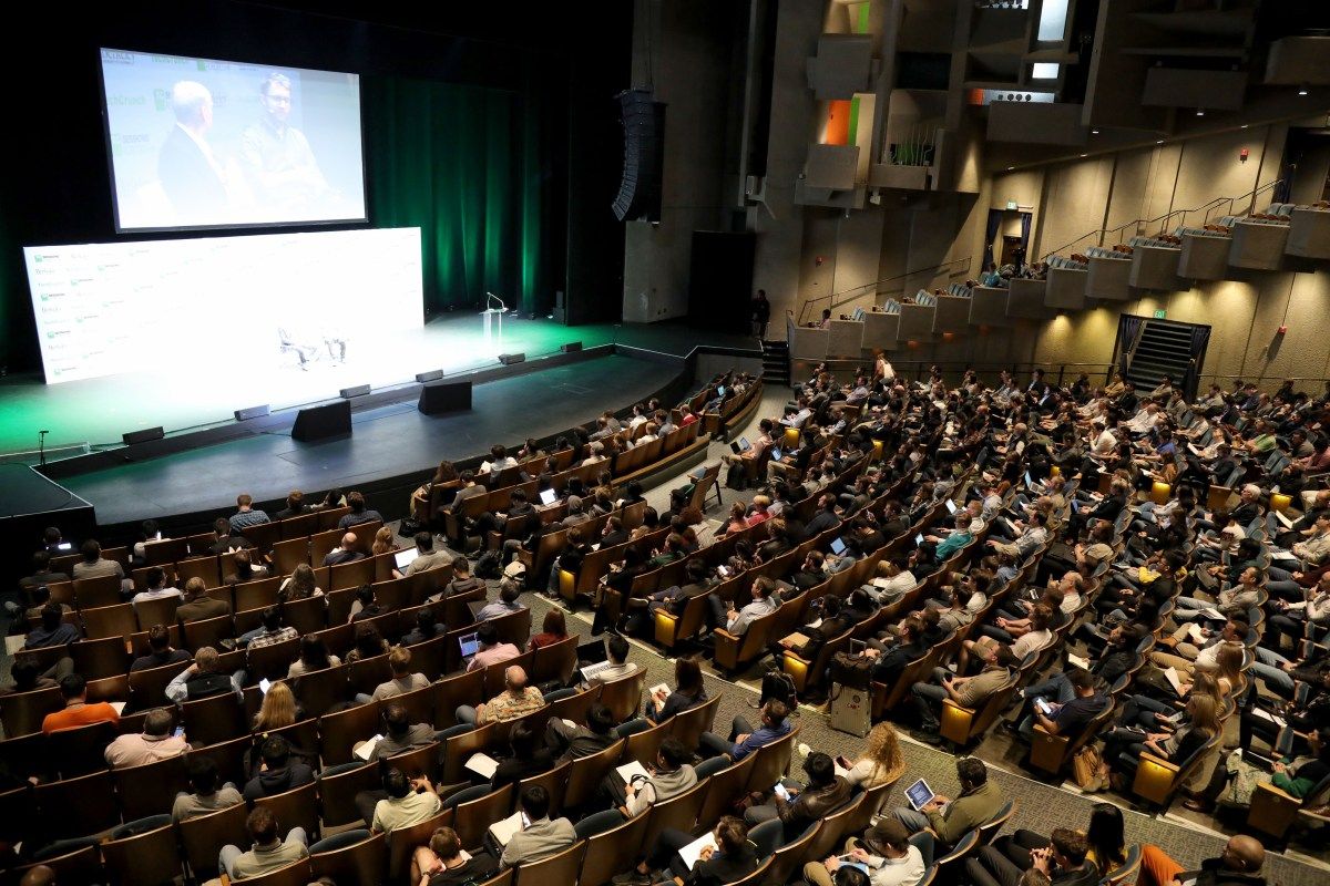 Mais de 1.000 líderes e investidores de IA se reúnem em Berkeley no TechCrunch Sessions.; Reprodução: TechCrunch