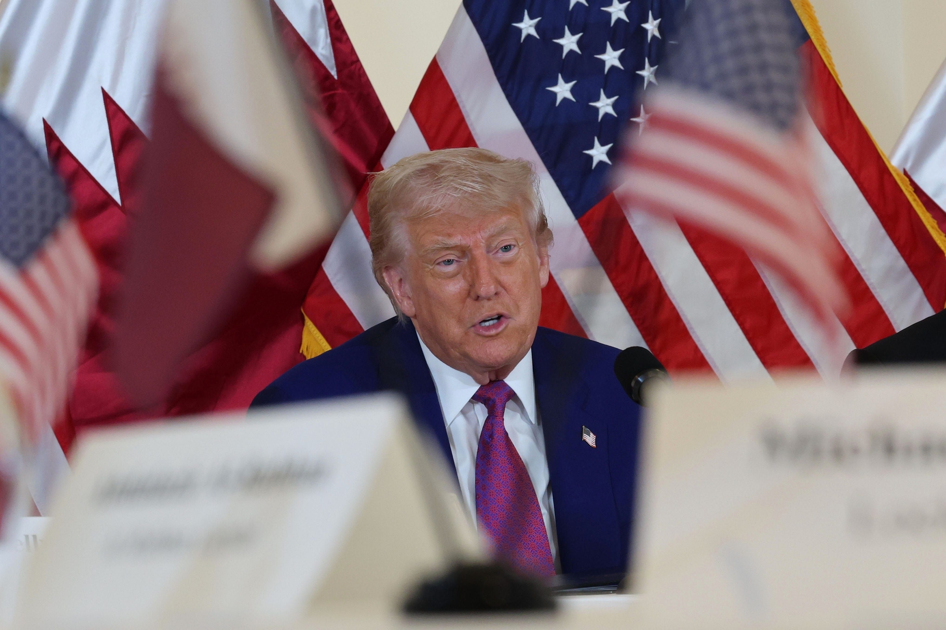 Trump se opõe à produção da Apple na Índia durante discurso no Catar. Reprodução: Business Insider