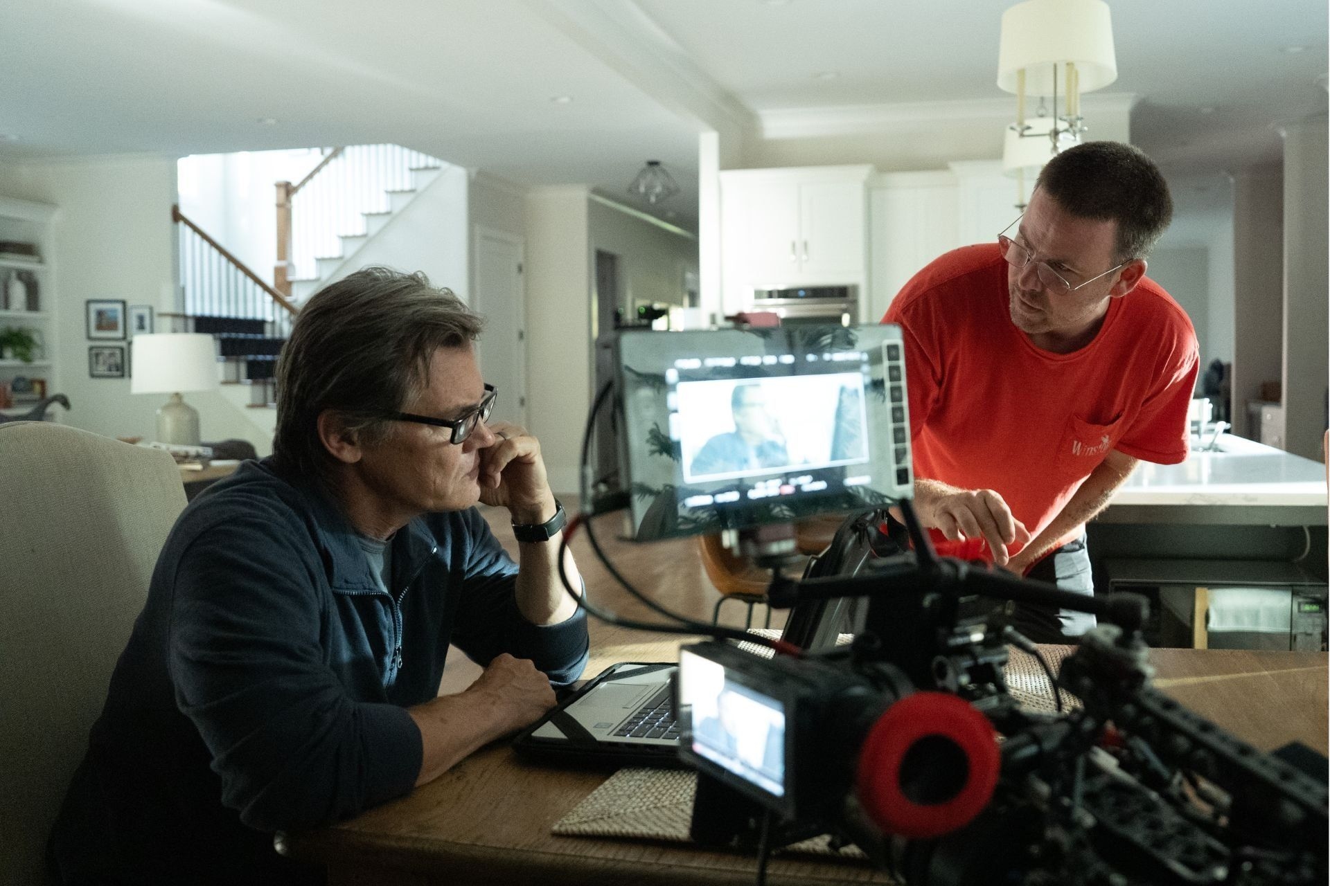 Zach Cregger revela detalhes sobre a personagem de Amy Madigan em sua nova obra. Reprodução: Gizmodo