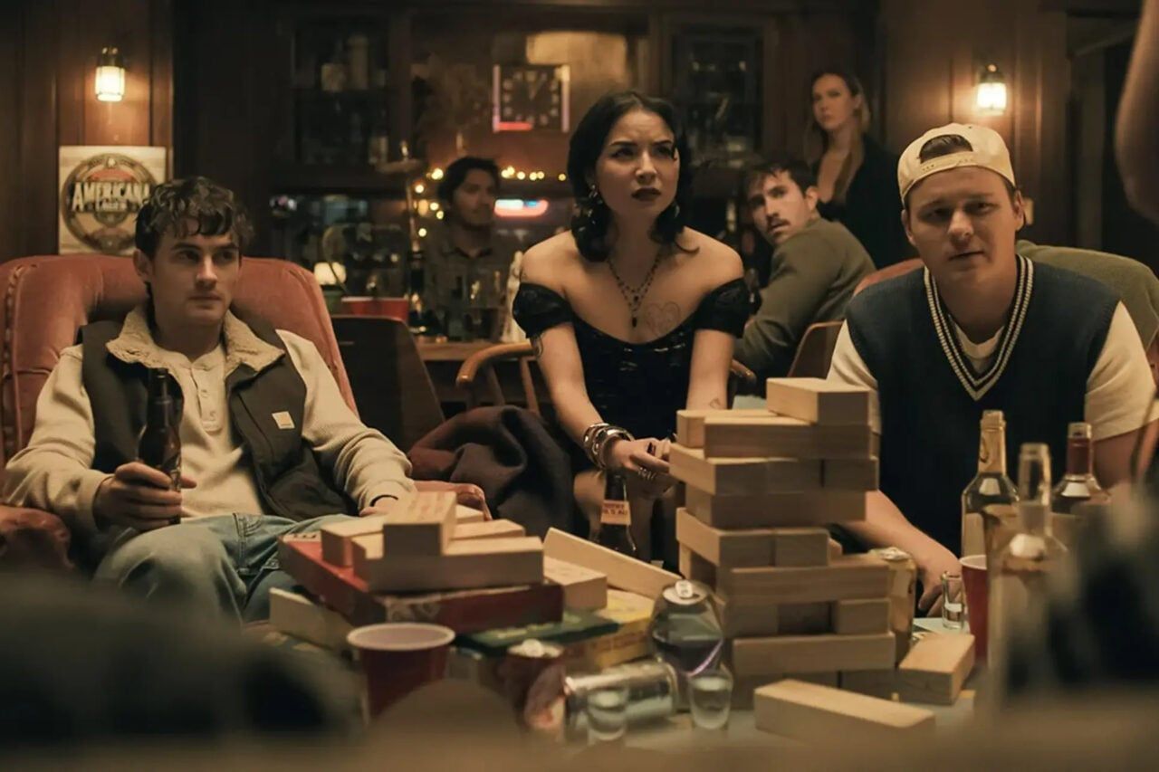 Megan Lawless revela detalhes sobre cena impactante em *Obsession*