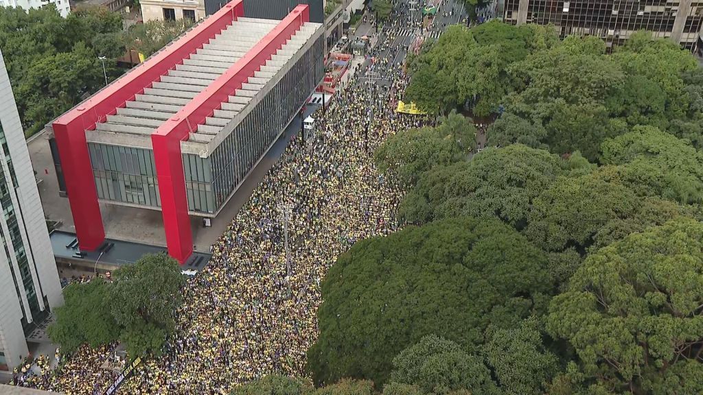 Grupo é julgado por incitação ao crime e associação criminosa no Plenário virtual.; Reprodução: CNN Brasil