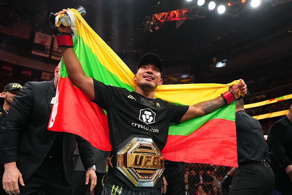UFC 328: Joshua Van defende cinturão dos moscas em luta movimentada e desafia Pantoja - Foto: Globo Esporte