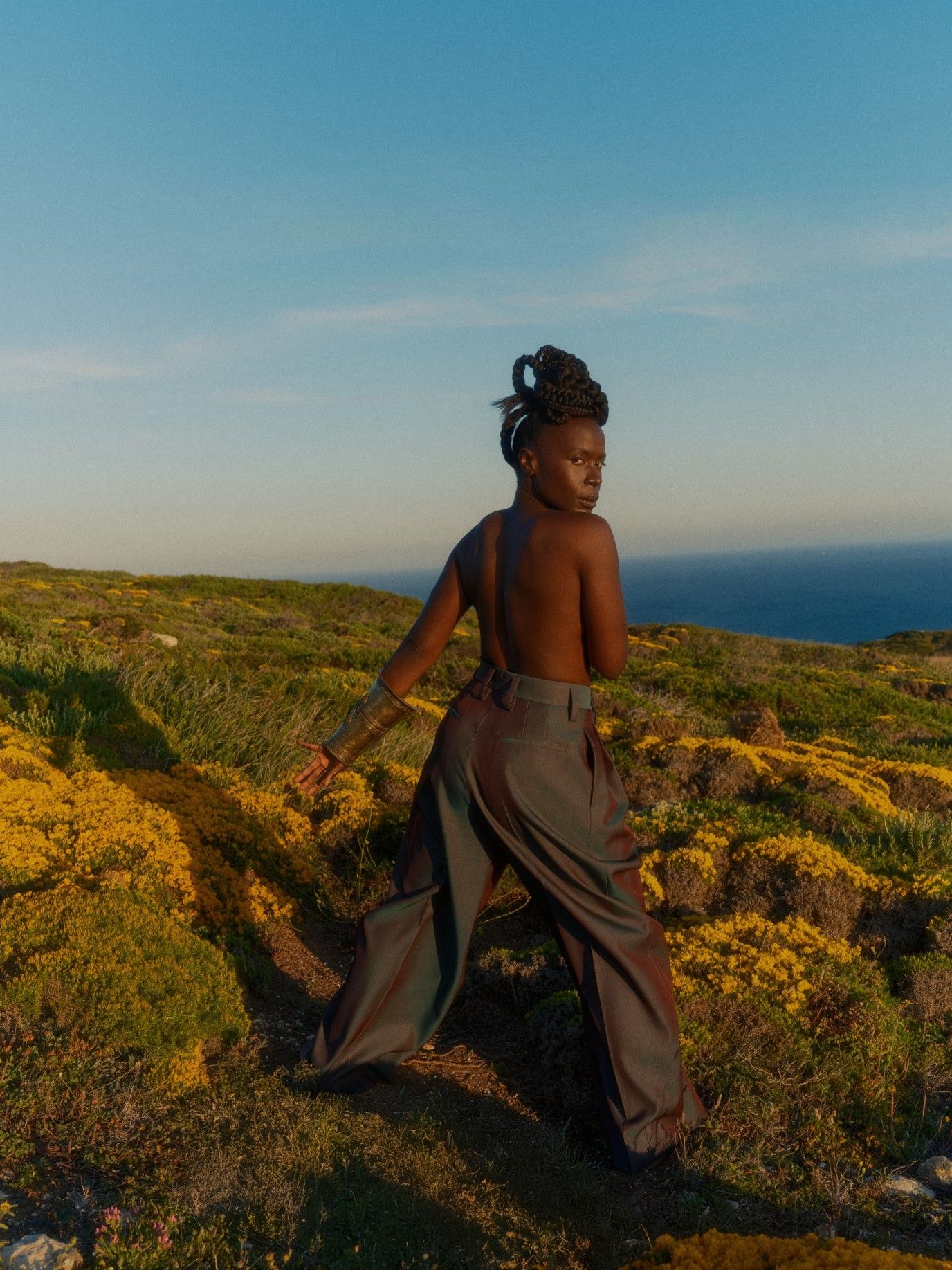 Isabél Zuaa revela realizações e novas experiências no Brasil em entrevista. Reprodução: O Globo