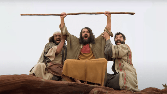 Cena do episódio piloto retrata as dificuldades de viver no deserto por 40 anos. Reprodução: IGN Brasil