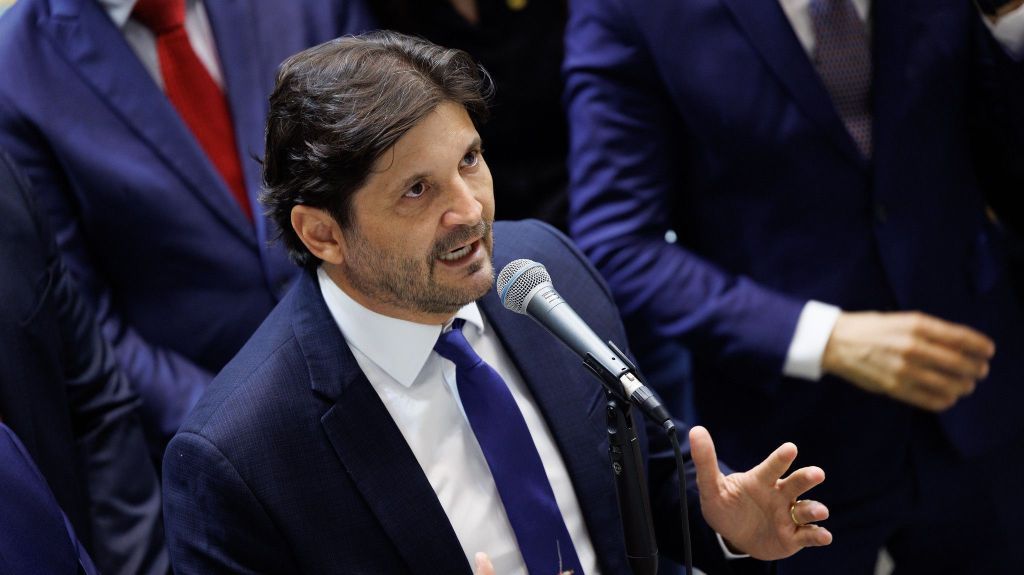 André do Prado reelege-se presidente da Alesp com apoio amplo