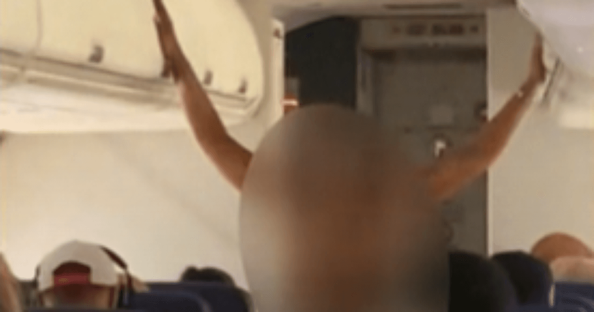 Passageira causa confusão e avião retorna após decolagem