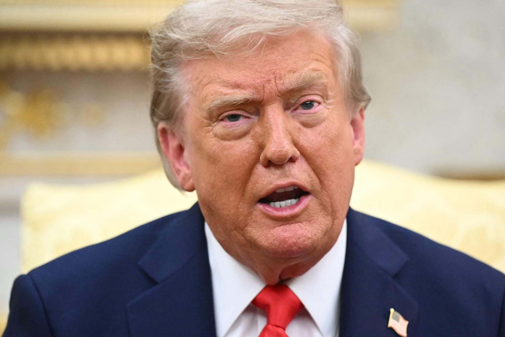 Trump em reunião com o presidente da Ucrânia defende tarifas globais perante a Suprema Corte. Legenda da imagem. Reprodução: Retorno do item 11