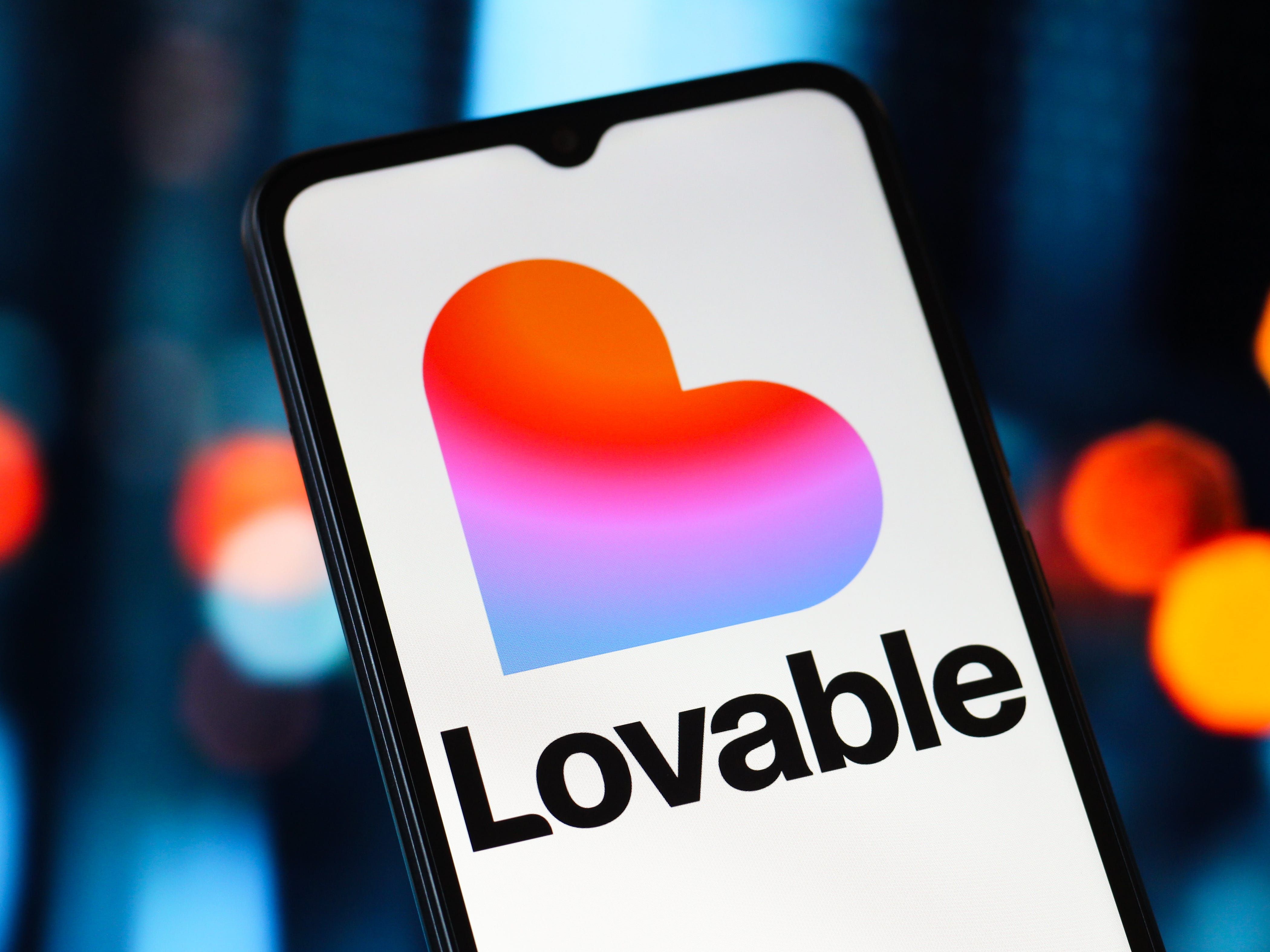 Lovable's new way to keep staff: a 10% raise on your first work anniversary. Fonte: Business Insider