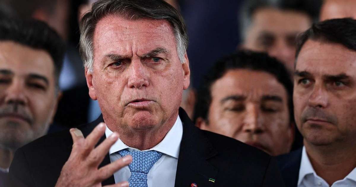 Bolsonaro Se Torna Réu por Tentativa de Golpe Inesperada