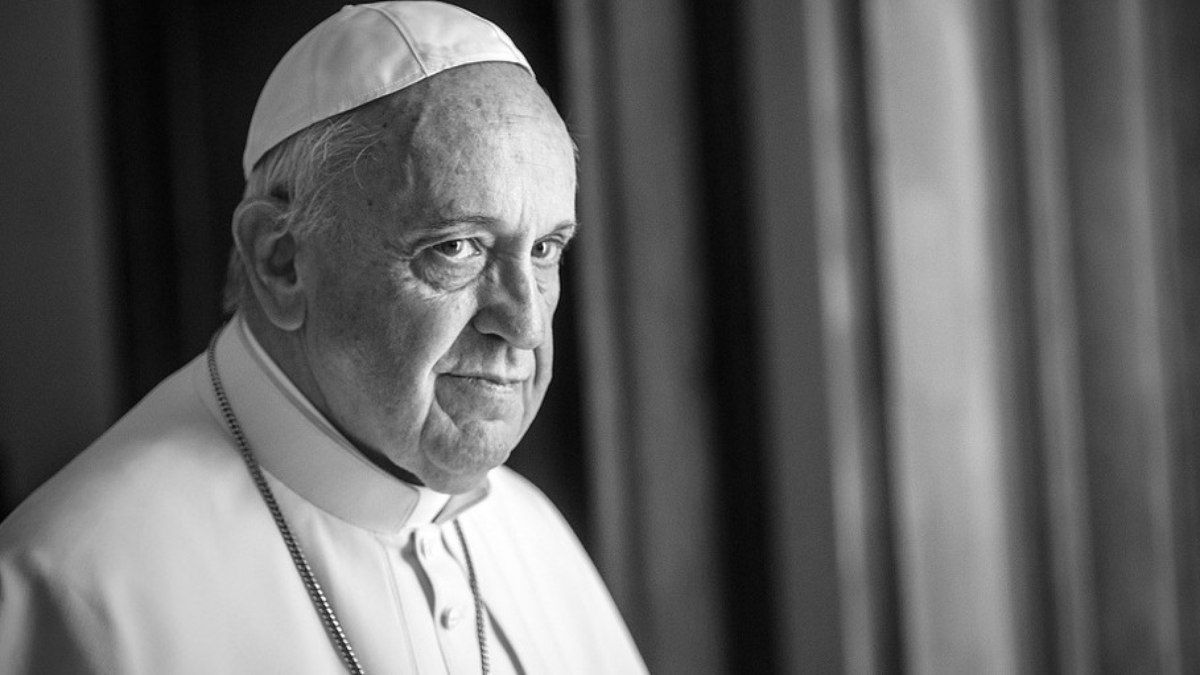 Papa Francisco falece aos 88 anos, marcando o fim de uma era. Reprodução: IG.