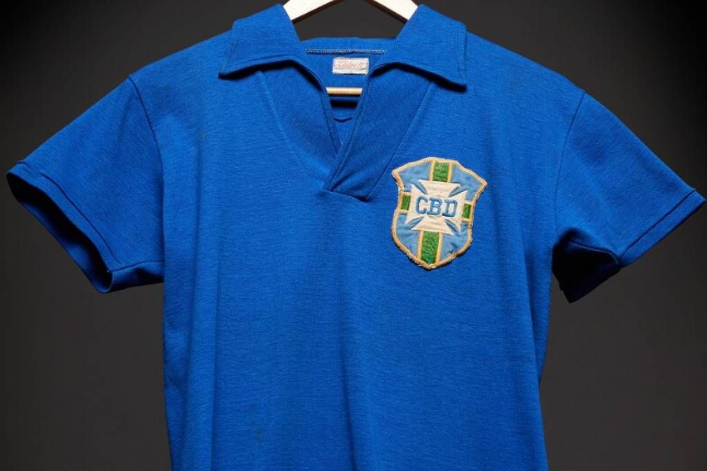 Camisa usada por Pelé na final da Copa de 1958 será leiloada em NY