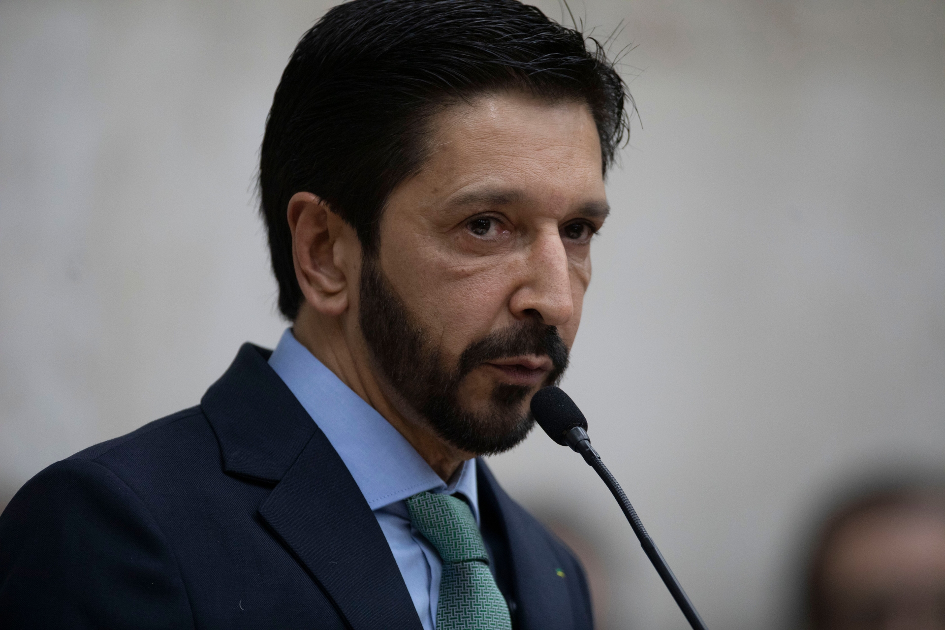 Projeto de Nunes para municípios terem poder nas concessões de energia permanece no Congresso. Reprodução: Oglobo