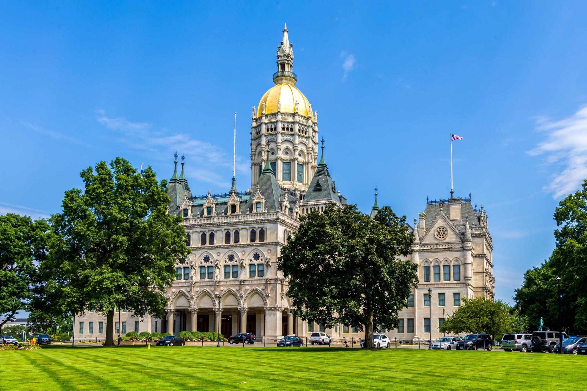 Capitólio do estado de Connecticut, em Hartford, destaca-se por sua cúpula dourada. Reprodução: Business Insider