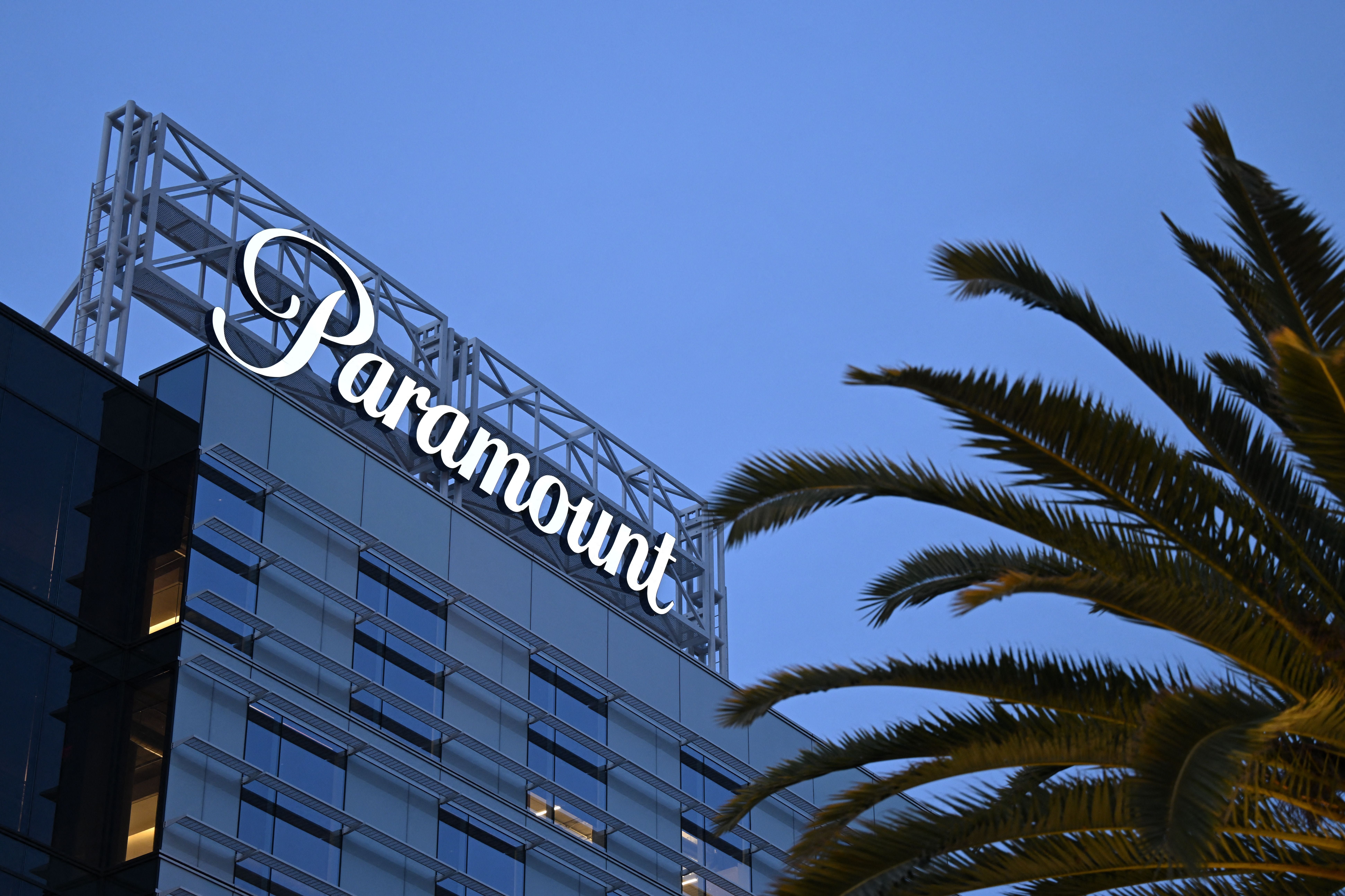 A FCC aprova aquisição de Paramount Global pela Skydance, com compromissos de diversidade de conteúdo. Legenda da imagem. Reprodução: Business Insider