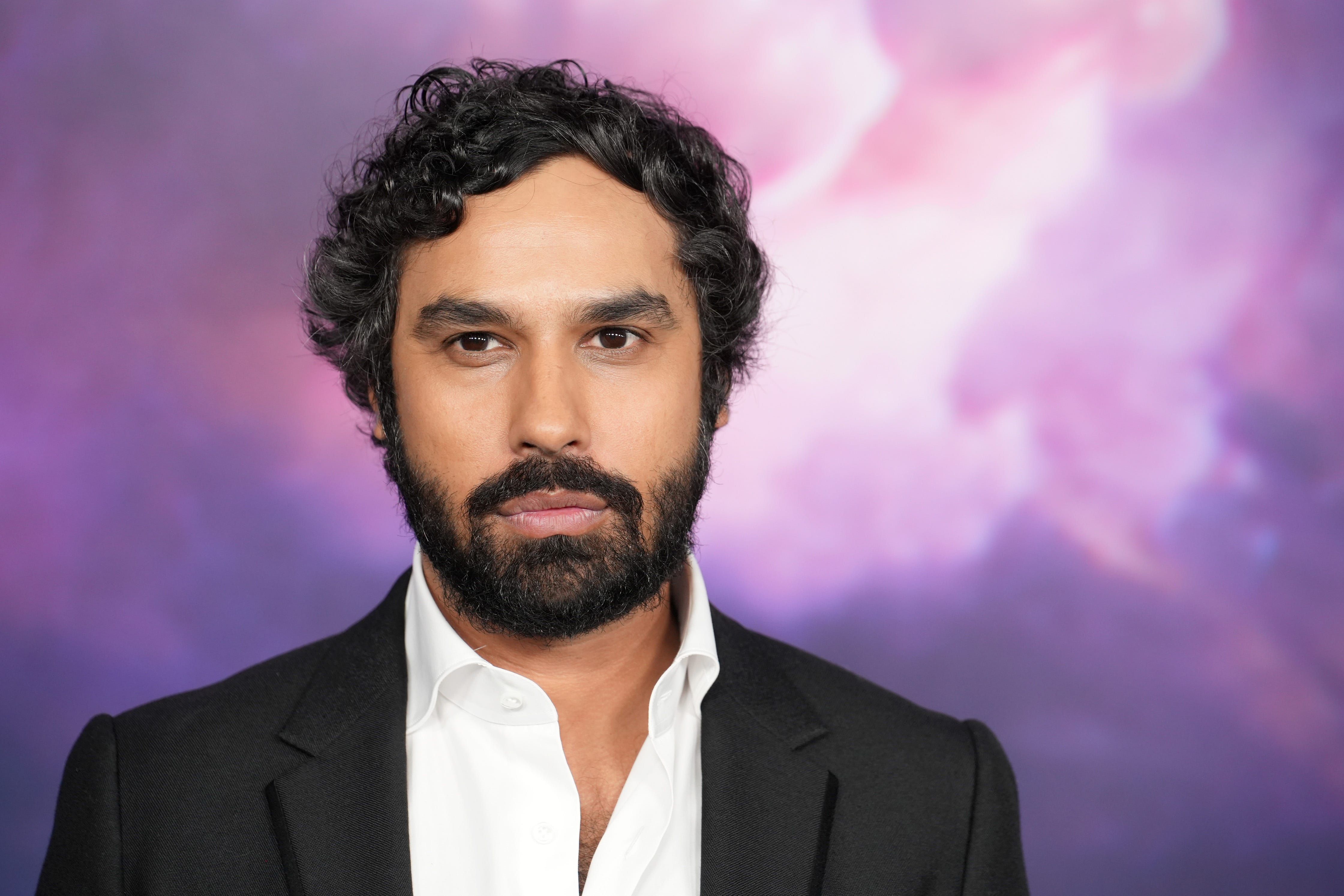 Kunal Nayyar fala sobre sua nova plataforma IQ121, que armazena documentos importantes. Reprodução: Business Insider