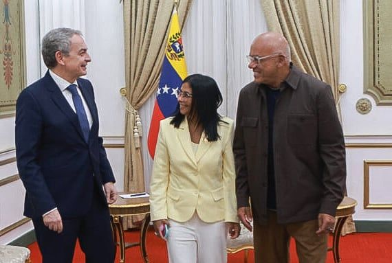 [Zapatero visita a Venezuela por 40 horas]. Reprodução: Elpais