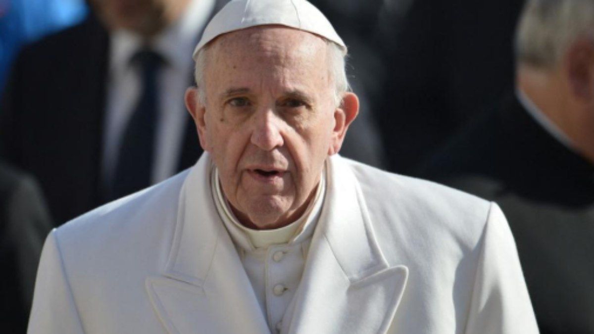 Jorge Mario Bergoglio, conhecido como Papa Francisco, em sua jornada no Vaticano. Reprodução: ig.com.br