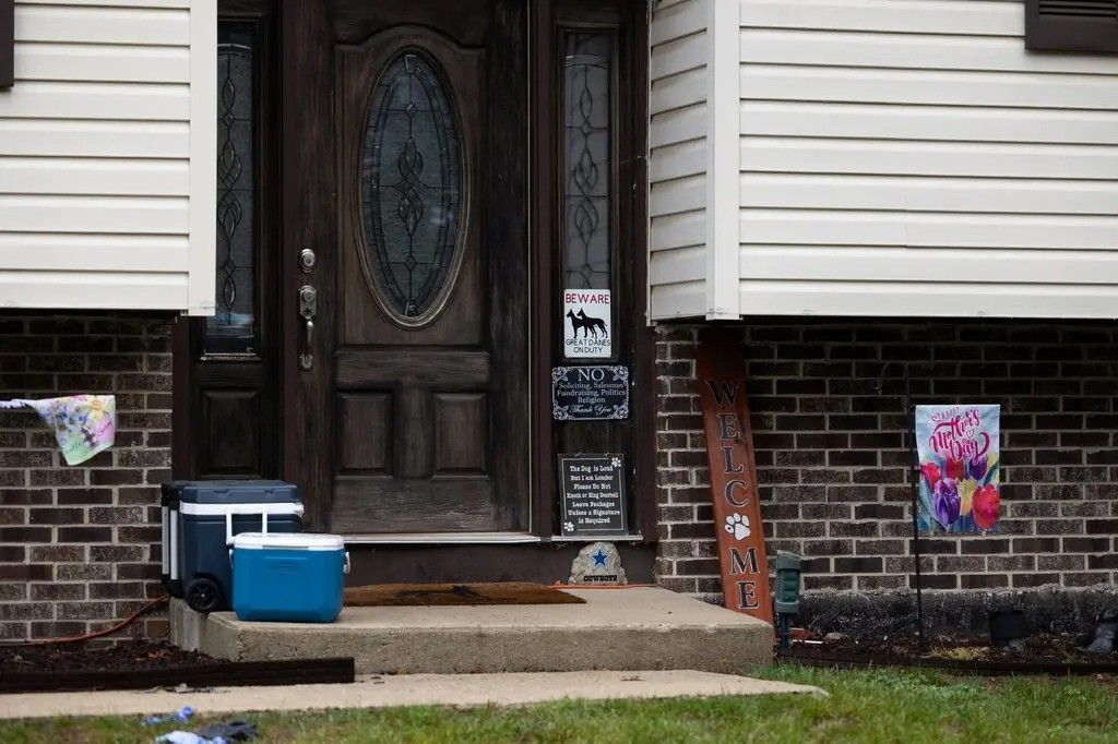 Adolescente foge após um ano trancada e revela horror vivido em cativeiro. Reprodução: The New York Times