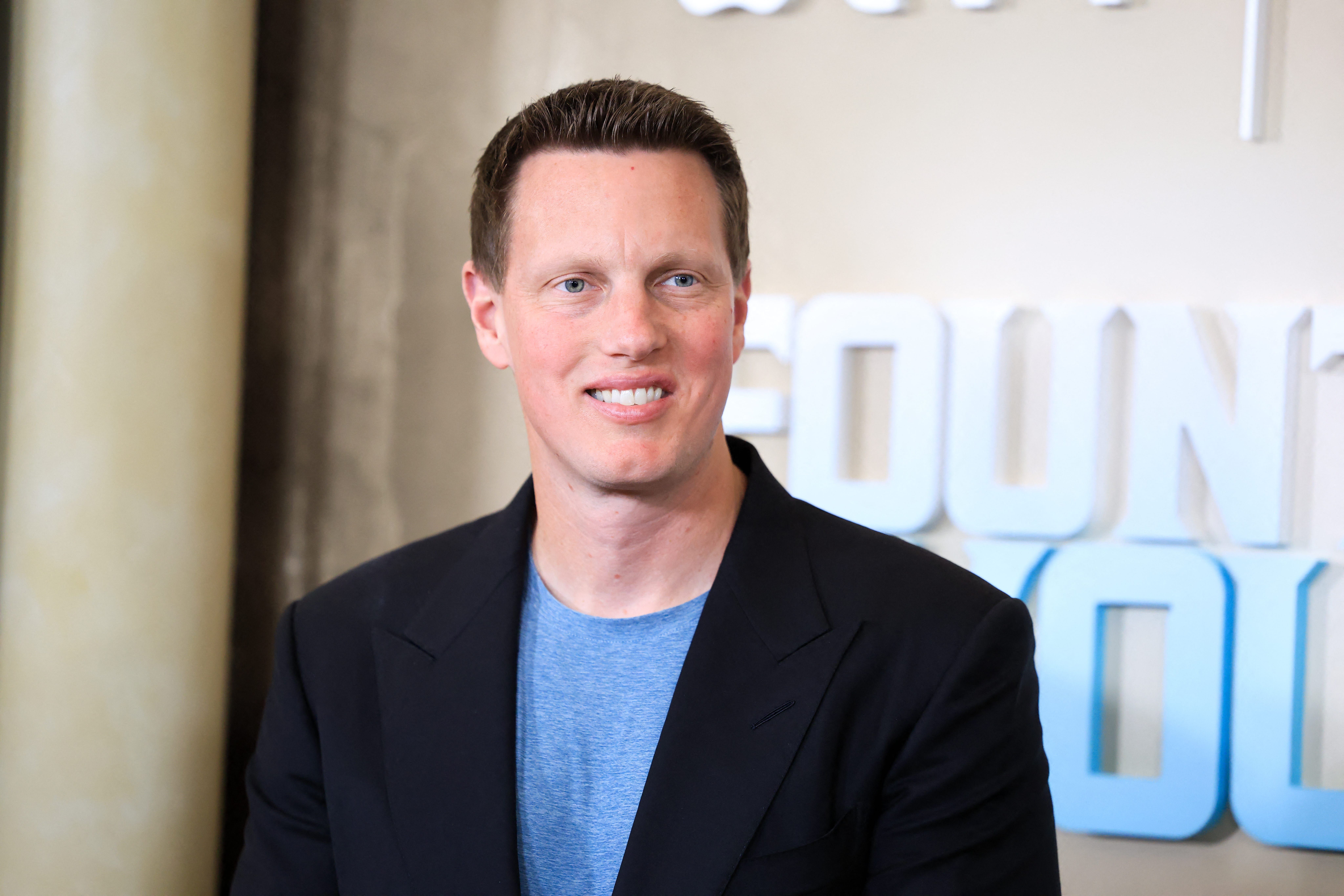 David Ellison assume controle da Paramount Skydance com planos de revitalização e investimento em tecnologia. Reprodução: Business Insider