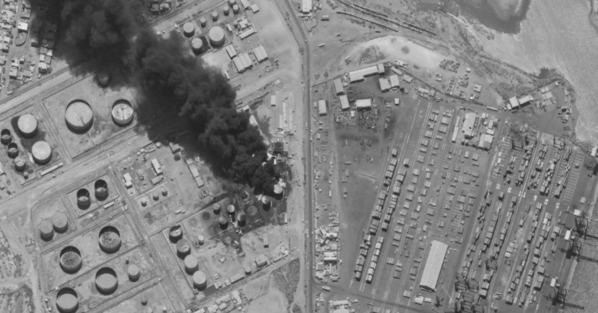 Explosões foram registradas em Port Sudan após lançamento de mísseis antiaéreos pelo exército sudanês. Reprodução: Reuters