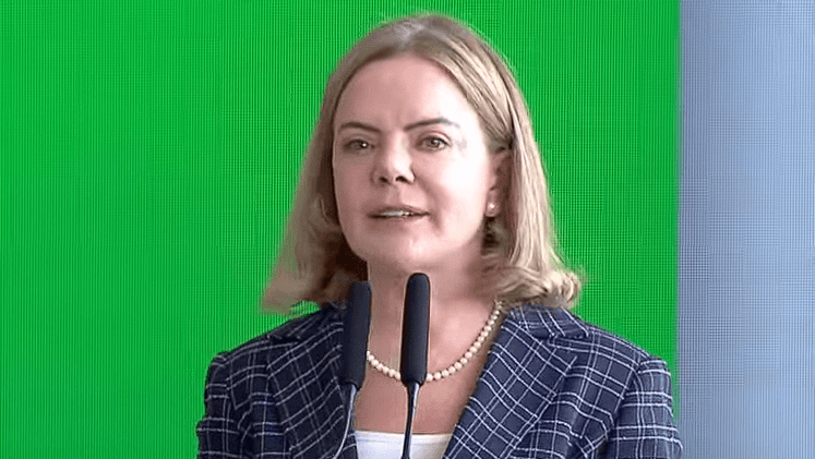 Gleisi Hoffmann Promete Apoio a Haddad em Pautas Econômicas