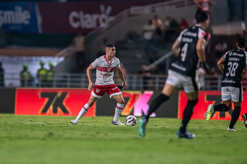 CRB vence o Athletic-MG por 1 a 0 e sobe na tabela da Série B. Reprodução: Paulo Chancey Junior