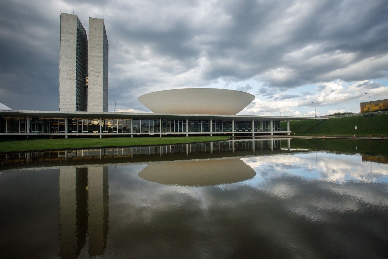 Quase 80% da população vê o Congresso como defesa de interesses próprios, segundo a pesquisa Datafolha. Reprodução: Globo