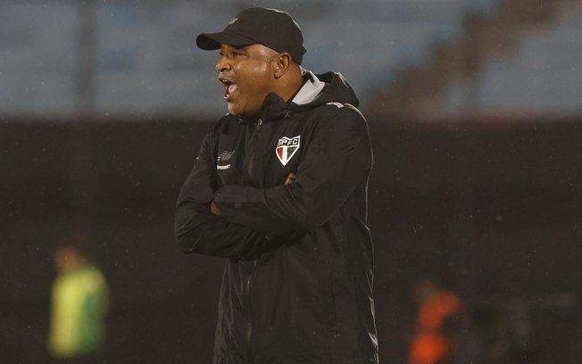 Roger Machado analisa o peso de Sula para o São Paulo.. Reprodução: Esporte