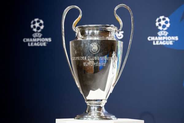 Confrontos dos playoffs da Champions League 2024/25